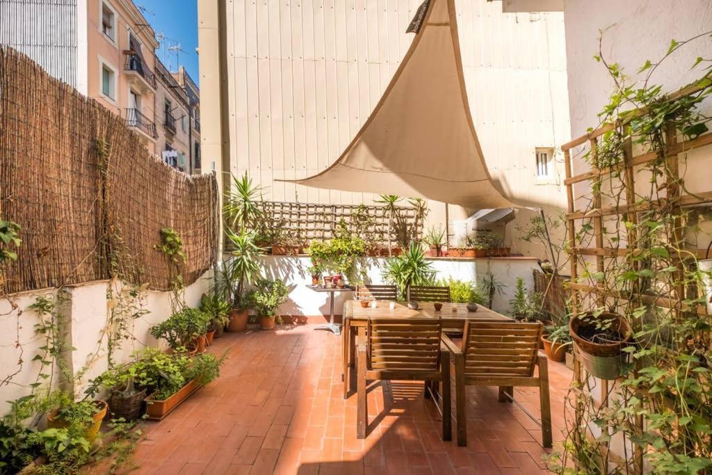 Apartment Vallhonrat Barcelona Luaran gambar